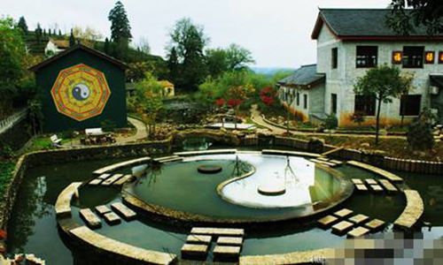 屋檐冲房屋脊煞的危害和简单化解